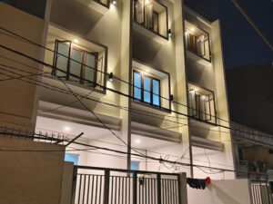 Dijual Rumah Taman Ratu Cempaka, Jakarta Barat